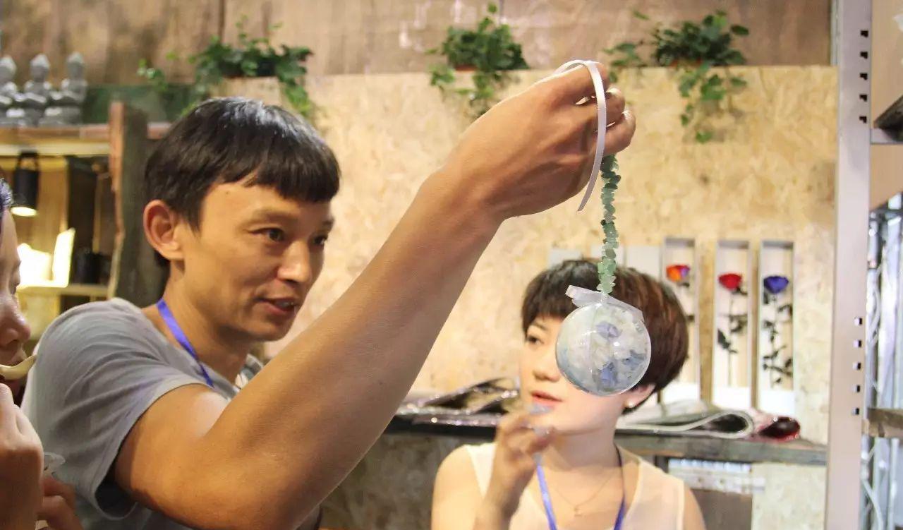 园艺花卉_花卉园艺取名大全_花卉园艺师是干什么的