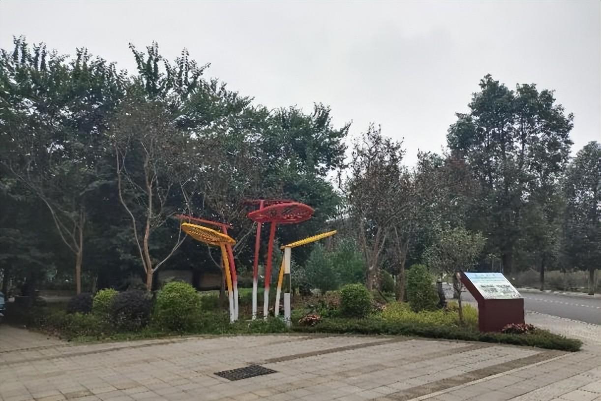 园艺景观技术员工作内容_园艺景观石批发_园艺景观